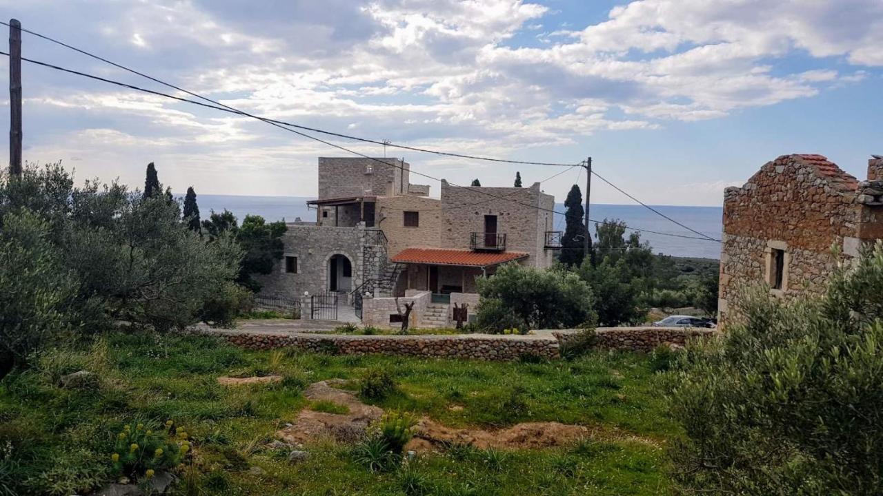 ÁlikaKamares Stone House 1公寓 外观 照片