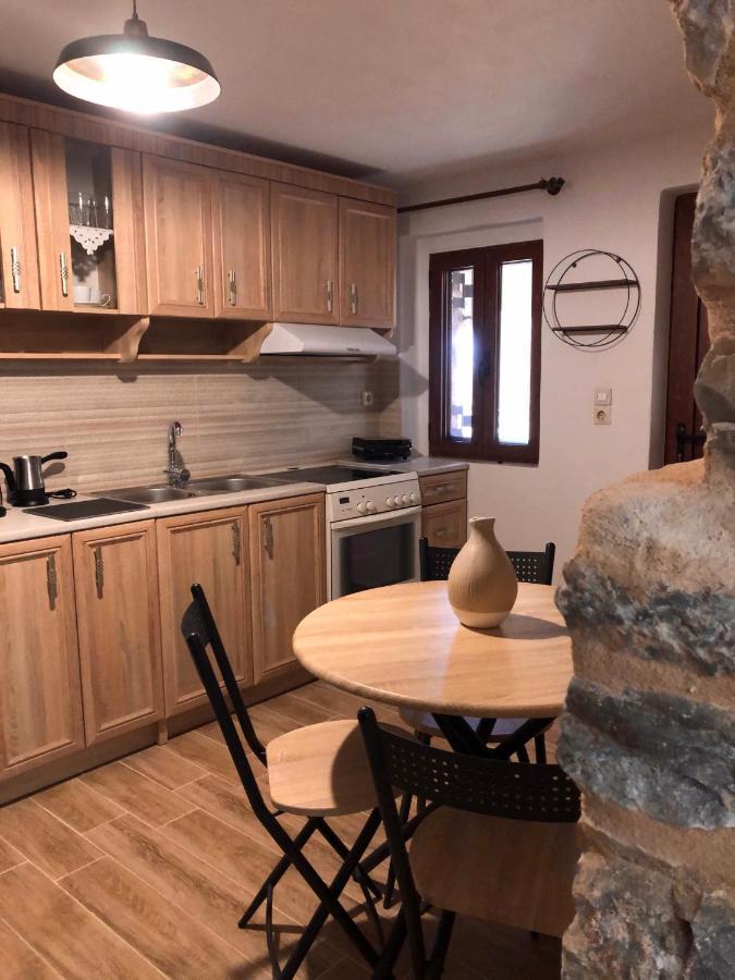 ÁlikaKamares Stone House 1公寓 外观 照片
