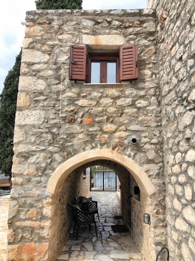 ÁlikaKamares Stone House 1公寓 外观 照片