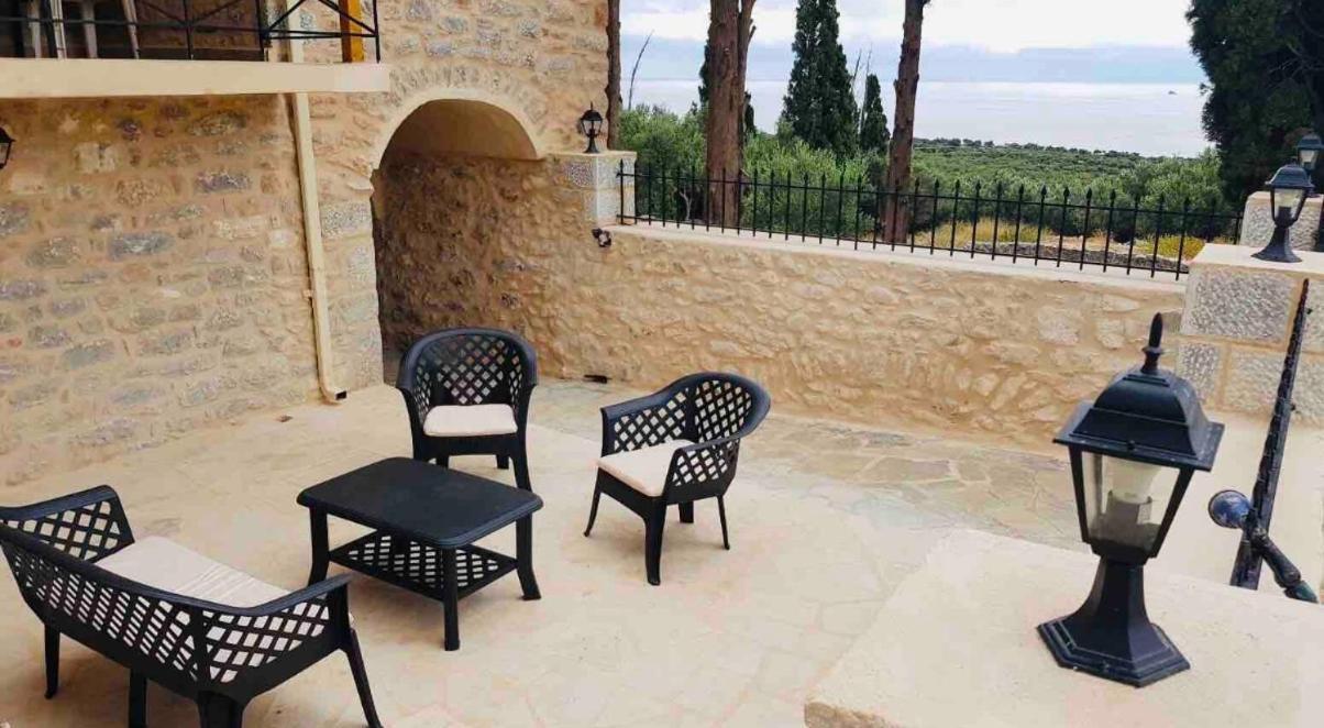 ÁlikaKamares Stone House 1公寓 外观 照片
