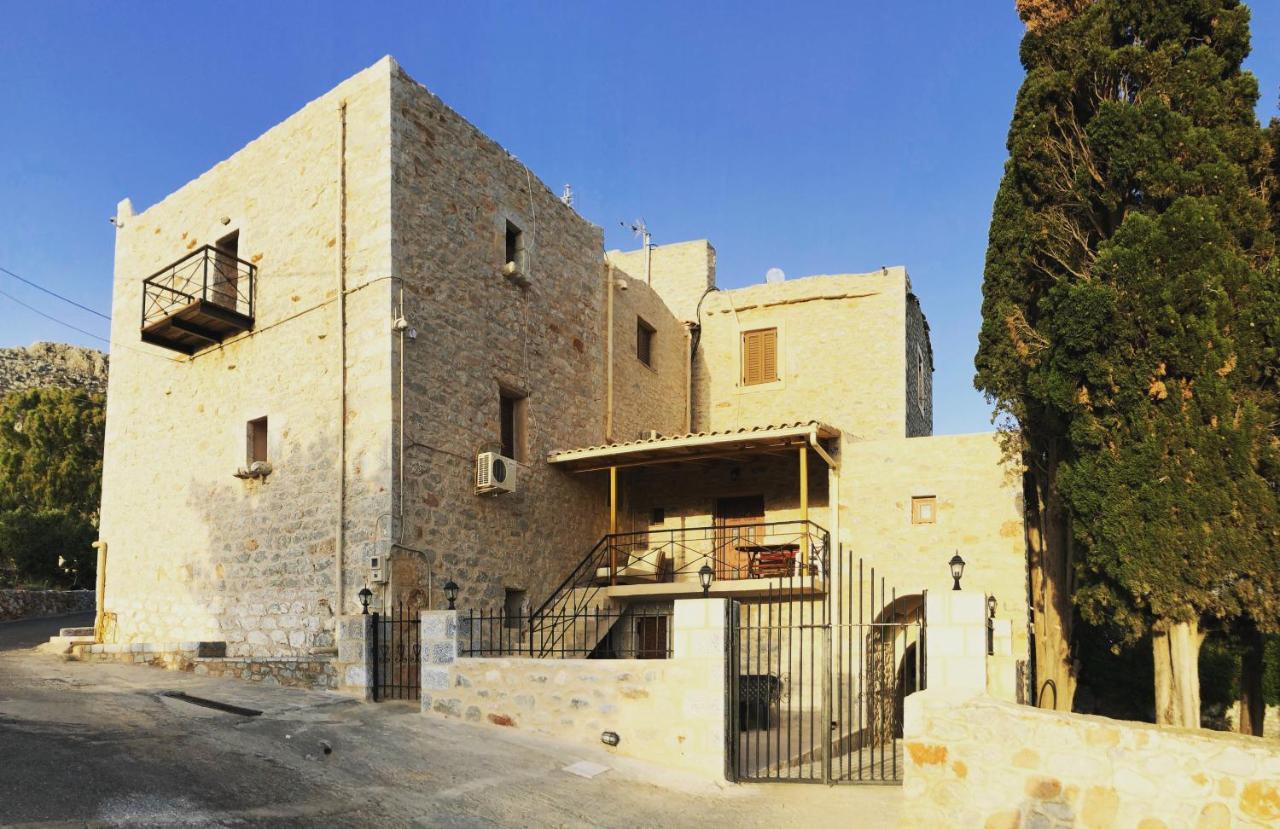 ÁlikaKamares Stone House 1公寓 外观 照片